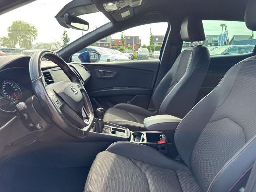 Seat Leon 1.4 EcoTSI FR Business Intense | 150Pk | Full LED | trekhaak | Clima | Navi | PDC | ActivLease financial lease
