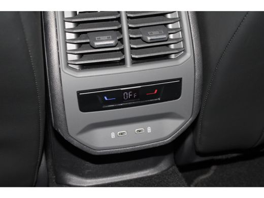 Seat Leon 1.4 TSI eHybrid PHEV FR Bus.Int. | Pano | Memory | StoelVW ActivLease financial lease