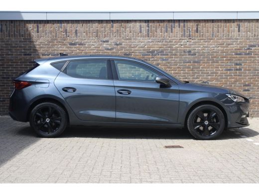 Seat Leon 1.4 TSI eHybrid PHEV FR Bus.Int. | Pano | Memory | StoelVW ActivLease financial lease