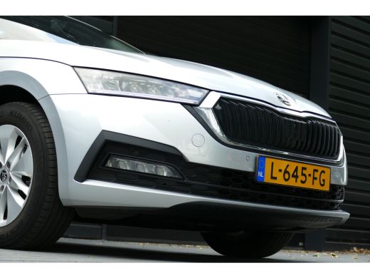 Skoda Octavia Combi 1.0 E-TSI 110PK BUSINESS EDITION / NAVI / LED / PDC / 16"LMV / CLIMA / BLUETOOTH / CRUISECO... ActivLease financial lease