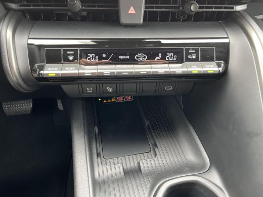Toyota C-HR 1.8 Hybrid 140 First Edition | Navigatie | Apple CarPlay/Android auto | 360 graden camera | Elekt... ActivLease financial lease