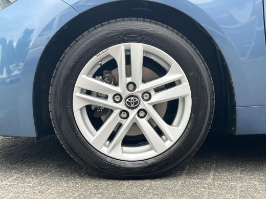 Toyota Corolla 1.2 Turbo Active | Parkeercamera | Climate control | Adaptive cruise control | Licht metalen velg... ActivLease financial lease