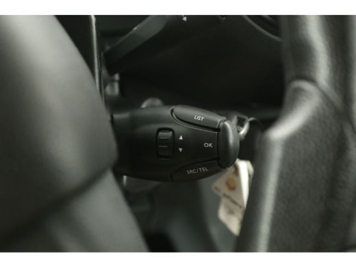Toyota ProAce 1.5 D-4D L2H1 Airco Camera Cruise 3 Persoons Elektrpakket Trekhaak ActivLease financial lease