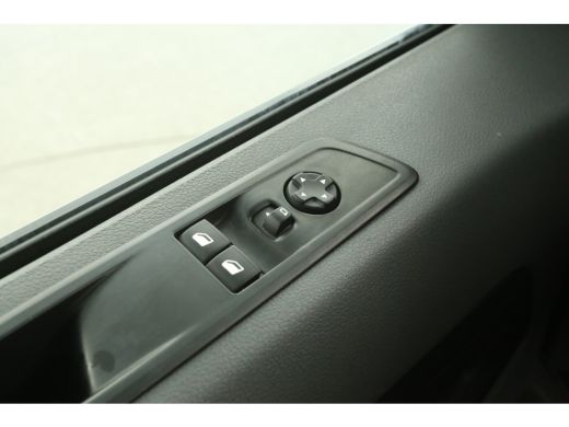 Toyota ProAce 1.5 D-4D L2H1 Airco Camera Cruise 3 Persoons Elektrpakket Trekhaak ActivLease financial lease