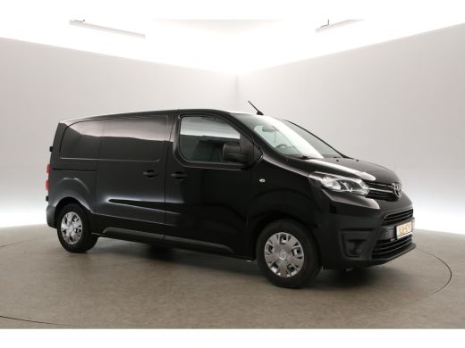 Toyota ProAce 1.5 D-4D L2H1 Airco Camera Cruise 3 Persoons Elektrpakket Trekhaak ActivLease financial lease
