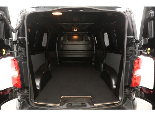 Toyota ProAce 1.5 D-4D L2H1 Airco Camera Cruise 3 Persoons Elektrpakket Trekhaak ActivLease financial lease