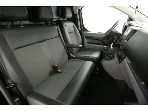 Toyota ProAce 1.5 D-4D L2H1 Airco Camera Cruise 3 Persoons Elektrpakket Trekhaak ActivLease financial lease