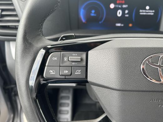 Toyota ProAce 2.0 D-4D L2 Professional Inclusief trekhaak en betimmering (zie foto's laadruimte) ActivLease financial lease