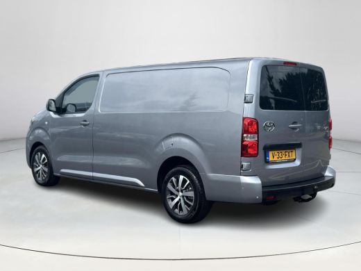 Toyota ProAce 2.0 D-4D L2 Professional Inclusief trekhaak en betimmering (zie foto's laadruimte) ActivLease financial lease