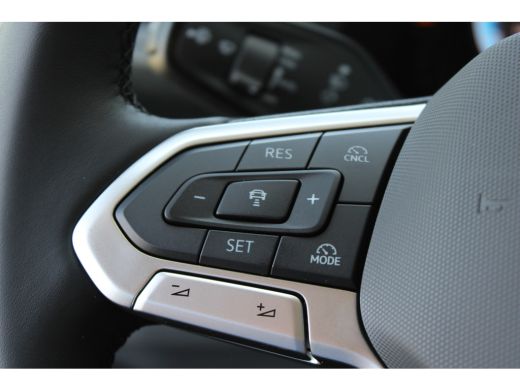 Volkswagen Crafter 35 2.0 TDI L3H3 Exclusive | BPM VRIJ | Navigatie | Carplay | Camera achter | Diefstalalarm | ACC ... ActivLease financial lease