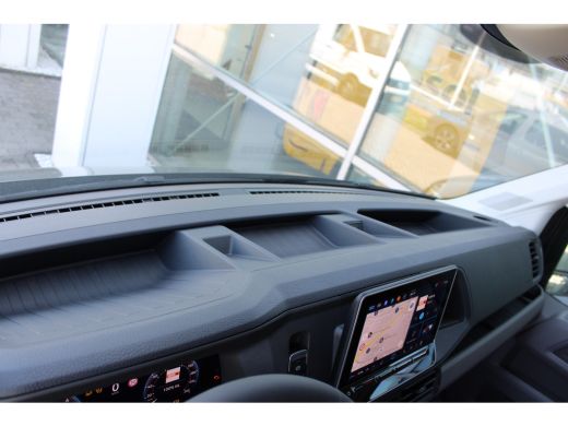 Volkswagen Crafter 35 2.0 TDI L3H3 Exclusive | BPM VRIJ | Navigatie | Carplay | Camera achter | Diefstalalarm | ACC ... ActivLease financial lease