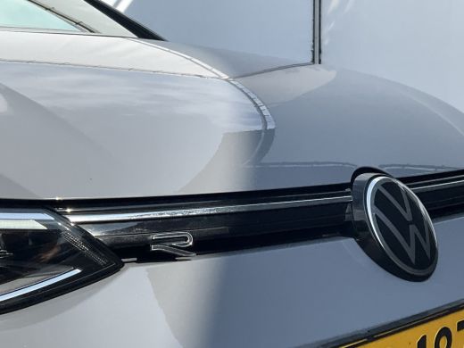 Volkswagen Golf 1.5 eTSI R-Line Business+ Automaat Sfeerverl Stoel/Stuurverw Adap.Cruise Uitstraling! ActivLease financial lease