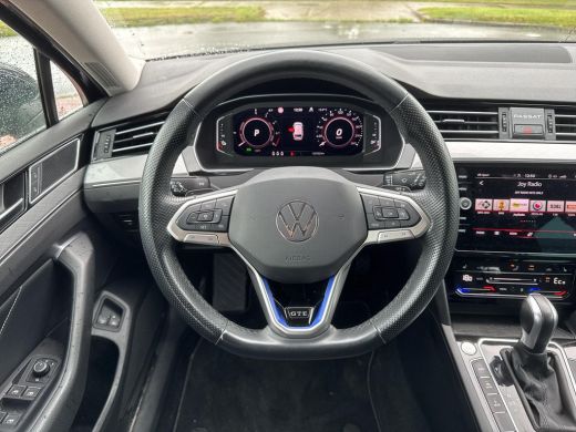 Volkswagen Passat 1.4 TSI PHEV GTE Business | 218 Pk | DCC | A-Camera | ERGO | Trekhaak | ActivLease financial lease