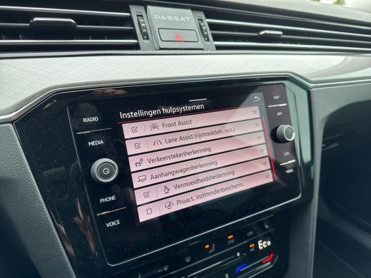 Volkswagen Passat 1.4 TSI PHEV GTE Business | 218 Pk | DCC | A-Camera | ERGO | Trekhaak | ActivLease financial lease