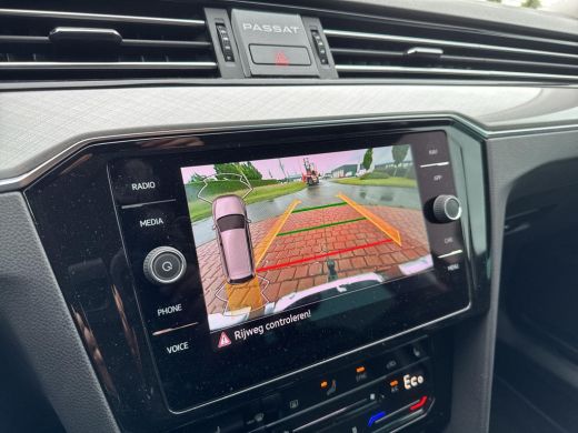 Volkswagen Passat 1.4 TSI PHEV GTE Business | 218 Pk | DCC | A-Camera | ERGO | Trekhaak | ActivLease financial lease