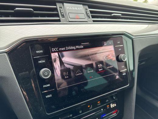 Volkswagen Passat 1.4 TSI PHEV GTE Business | 218 Pk | DCC | A-Camera | ERGO | Trekhaak | ActivLease financial lease