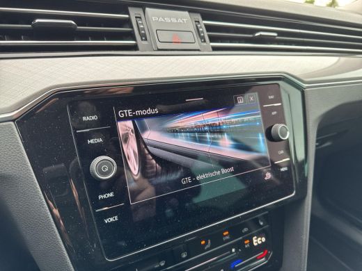 Volkswagen Passat 1.4 TSI PHEV GTE Business | 218 Pk | DCC | A-Camera | ERGO | Trekhaak | ActivLease financial lease