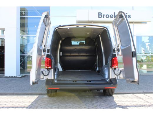 Volkswagen Transporter L2 | 2.0 TDI 150 PK | DSG Automaat | Cruise | NAVI | PDC v+a | Airco | Stoelverwarming | App Conn... ActivLease financial lease