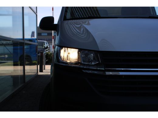 Volkswagen Transporter L2 | 2.0 TDI 150 PK | DSG Automaat | Cruise | NAVI | PDC v+a | Airco | Stoelverwarming | App Conn... ActivLease financial lease