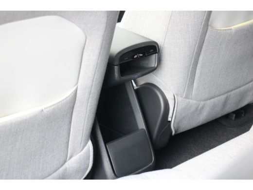Volvo  EX30 272PK Extended Range Ultra 69 kWh | Panoramadak | Getint Glas | Adap. Cruise | 19'' | 360 Camera ... ActivLease financial lease
