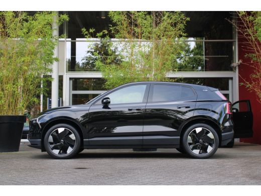 Volvo  EX30 272PK Extended Range Ultra 69 kWh | Panoramadak | Getint Glas | Adap. Cruise | 19'' | 360 Camera ... ActivLease financial lease