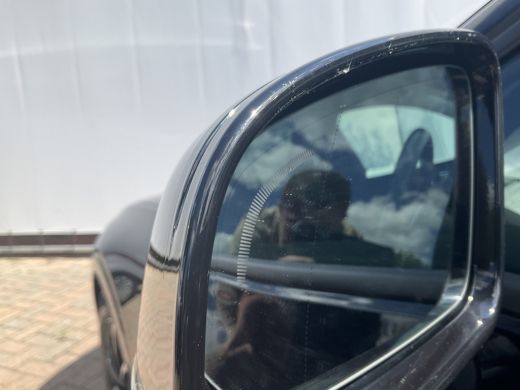 Volvo  V60 2.0 B3 Aut8 Business Pro Leer Trekhaak(1800) BLIS Stoel/Stuurverw. 1Eig Intellisafe ActivLease financial lease