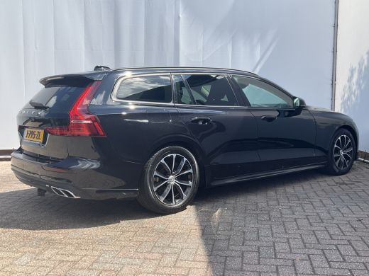 Volvo  V60 2.0 B3 Aut8 Business Pro Leer Trekhaak(1800) BLIS Stoel/Stuurverw. 1Eig Intellisafe ActivLease financial lease