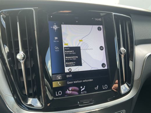 Volvo  V60 2.0 B3 Aut8 Business Pro Leer Trekhaak(1800) BLIS Stoel/Stuurverw. 1Eig Intellisafe ActivLease financial lease