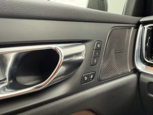 Volvo  V60 2.0 B3 Inscription | Panoramadak | Trekhaak | Harman/Kardon | Leder | 360 Camera ActivLease financial lease