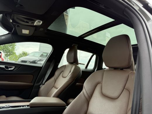 Volvo  V60 2.0 B3 Inscription | Panoramadak | Trekhaak | Harman/Kardon | Leder | 360 Camera ActivLease financial lease
