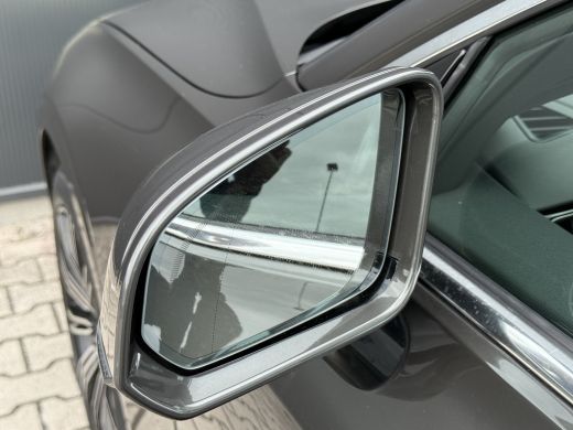 Volvo  V60 2.0 B3 Inscription | Panoramadak | Trekhaak | Harman/Kardon | Leder | 360 Camera ActivLease financial lease