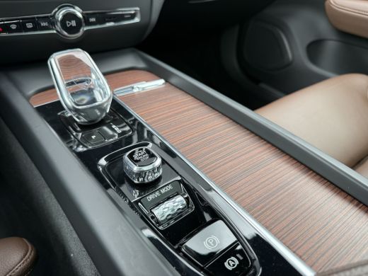 Volvo  V60 2.0 B3 Inscription | Panoramadak | Trekhaak | Harman/Kardon | Leder | 360 Camera ActivLease financial lease