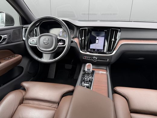 Volvo  V60 2.0 B3 Inscription | Panoramadak | Trekhaak | Harman/Kardon | Leder | 360 Camera ActivLease financial lease