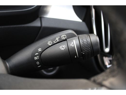 Volvo  XC40 T4 211PK Core Bright | Cruise Control | Parkeercamera | High Performance Audio | Parkeersensoren ... ActivLease financial lease