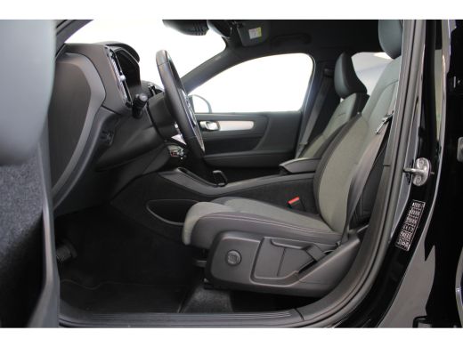 Volvo  XC40 T4 211PK Core Bright | Cruise Control | Parkeercamera | High Performance Audio | Parkeersensoren ... ActivLease financial lease