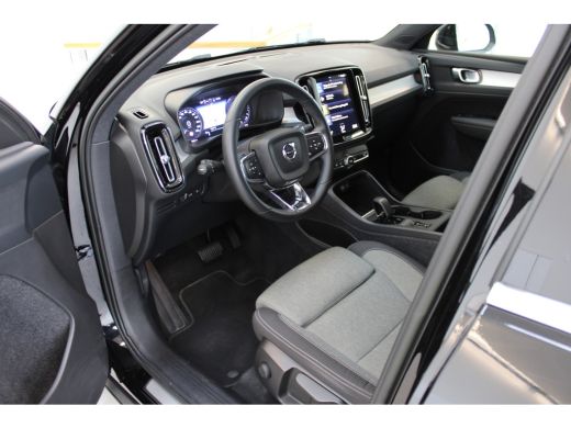 Volvo  XC40 T4 211PK Core Bright | Cruise Control | Parkeercamera | High Performance Audio | Parkeersensoren ... ActivLease financial lease