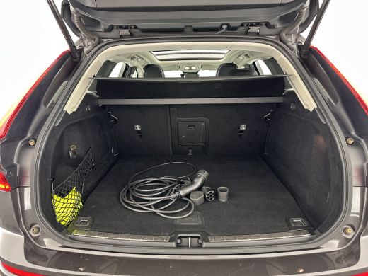 Volvo  XC60 2.0 T6 Plug-in Hybrid AWD Inscription Expression (INCL-BTW)  AUT. *PANO | LUXURY-LEATHER | FULL-L... ActivLease financial lease