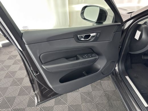 Volvo  XC60 2.0 T6 Plug-in Hybrid AWD Inscription Expression (INCL-BTW)  AUT. *PANO | LUXURY-LEATHER | FULL-L... ActivLease financial lease