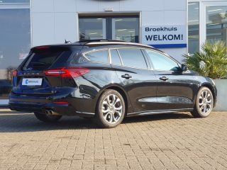 Ford Focus 1.0 EcoB 155PK Automaat Hybrid ST Line Panoramadak | Winterpack | Camera