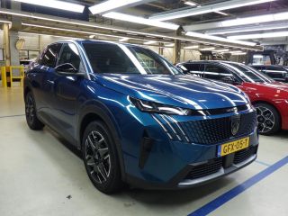Peugeot 3008 1.2 Hybrid 136 Allure | Automaat | Navigatie | Camera | Nieuw model | Mild Hybrid | 8.700km |