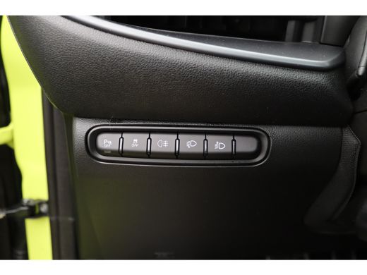 Abarth 500 Turismo 42 kWh Scorpion Design| 11 kW lader | Achterbank in delen neerklapbaar | Achteruitrijcamera ActivLease financial lease