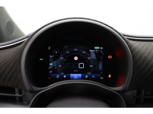 Abarth 500 Turismo 42 kWh Scorpion Design| 11 kW lader | Achterbank in delen neerklapbaar | Achteruitrijcamera ActivLease financial lease