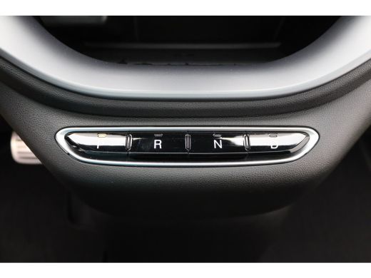 Abarth 500 Turismo 42 kWh Scorpion Design| 11 kW lader | Achterbank in delen neerklapbaar | Achteruitrijcamera ActivLease financial lease