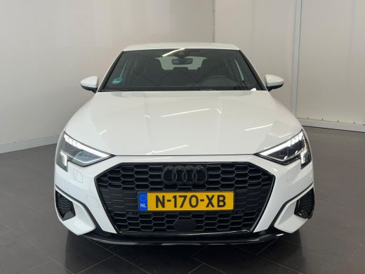Audi A3 Sportback 40 TFSI e Business edition | Achterbank in delen neerklapbaar | Apple Carplay/Android A... ActivLease financial lease