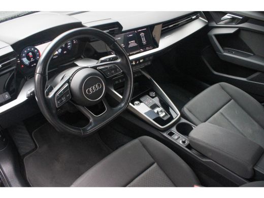 Audi A3 Sportback 40 TFSI e Edition PANO| StoelVW | Keyless | Camera ActivLease financial lease