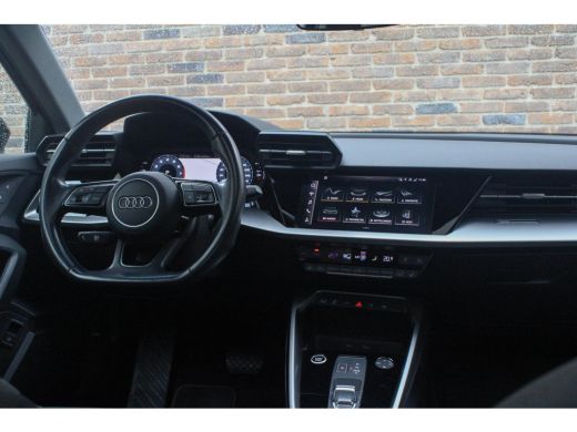 Audi A3 Sportback 40 TFSI e Edition PANO| StoelVW | Keyless | Camera ActivLease financial lease