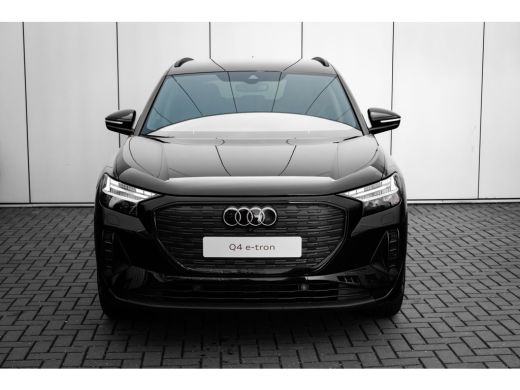 Audi Q4 e-tron Advanced edition | Achterklep, automatisch bedienbaar | Achteruitrijcamera | Adaptive cruise control ActivLease financial lease