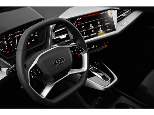 Audi Q4 e-tron Advanced edition | Achterklep, automatisch bedienbaar | Achteruitrijcamera | Adaptive cruise control ActivLease financial lease