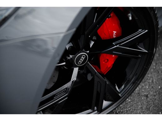 Audi RS6 Avant TFSI 600pk quattro | Keramisch | Exclusive Interieur | Vierwielbesturing | B&O | Luchtverin... ActivLease financial lease