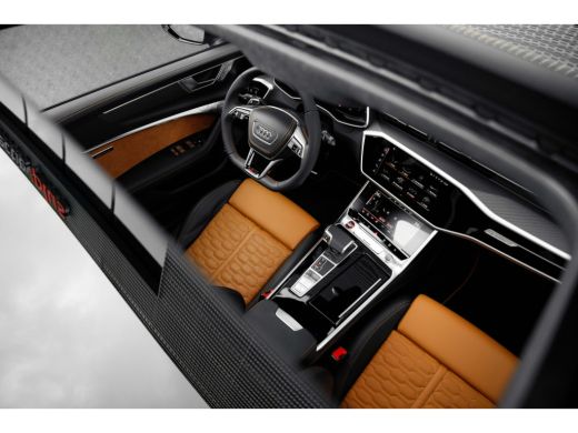 Audi RS6 Avant TFSI 600pk quattro | Keramisch | Exclusive Interieur | Vierwielbesturing | B&O | Luchtverin... ActivLease financial lease